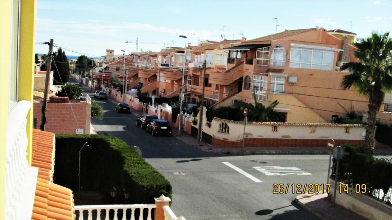 La Rosaleda Apartment ตอร์เรเวียคา ภายนอก รูปภาพ